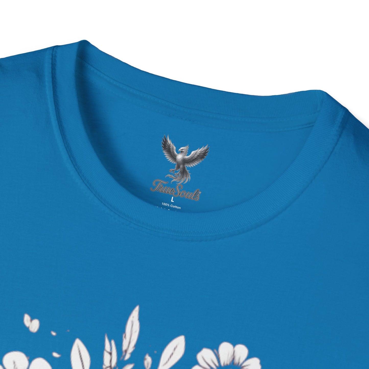 Mama- Flowers - Unisex Softstyle T-Shirt Graphic